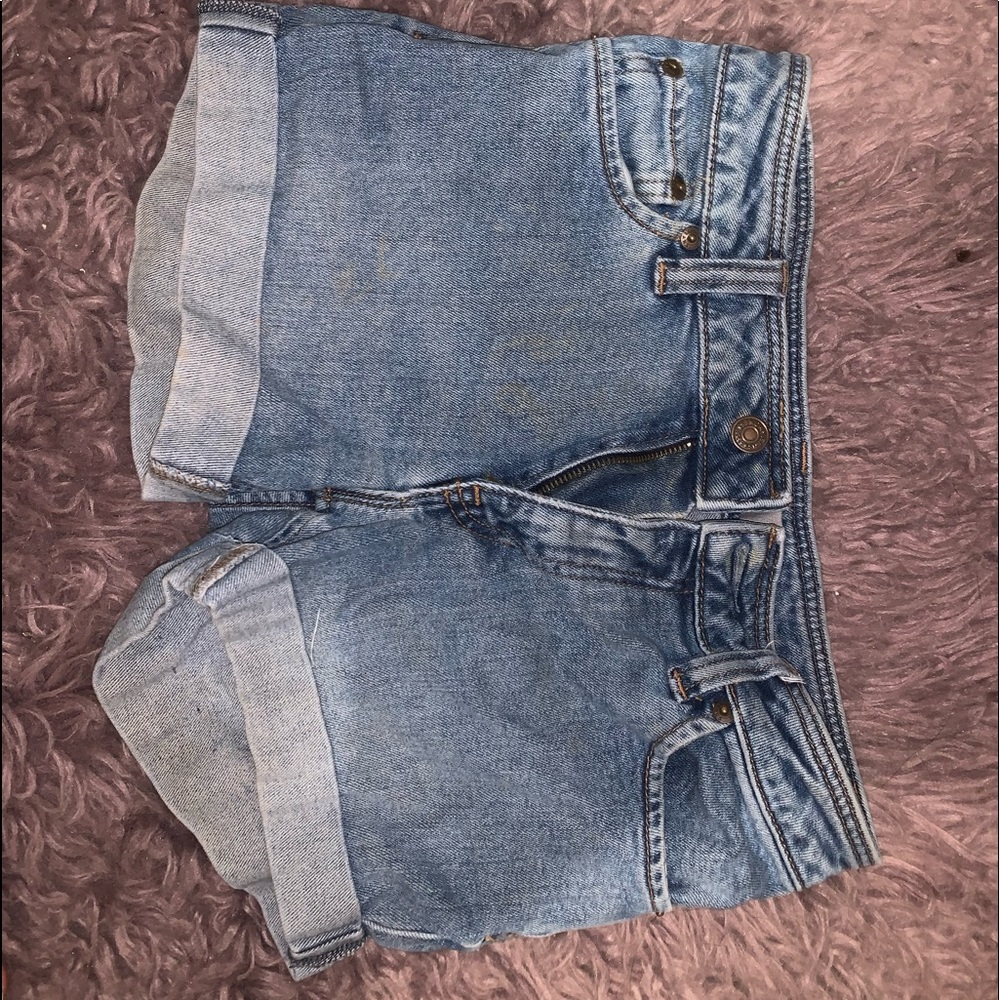 GAP bootcut denim jean shorts size small